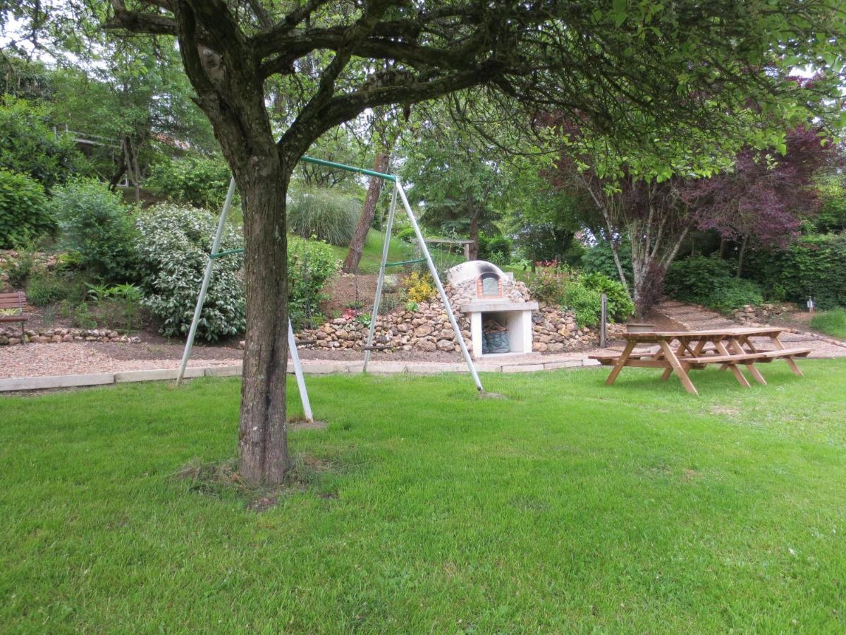 Bed and Breakfast La Marechalerie Monthodon Экстерьер фото