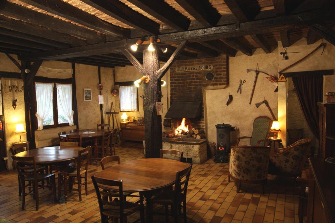 Bed and Breakfast La Marechalerie Monthodon Экстерьер фото