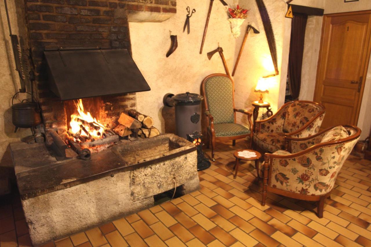 Bed and Breakfast La Marechalerie Monthodon Экстерьер фото
