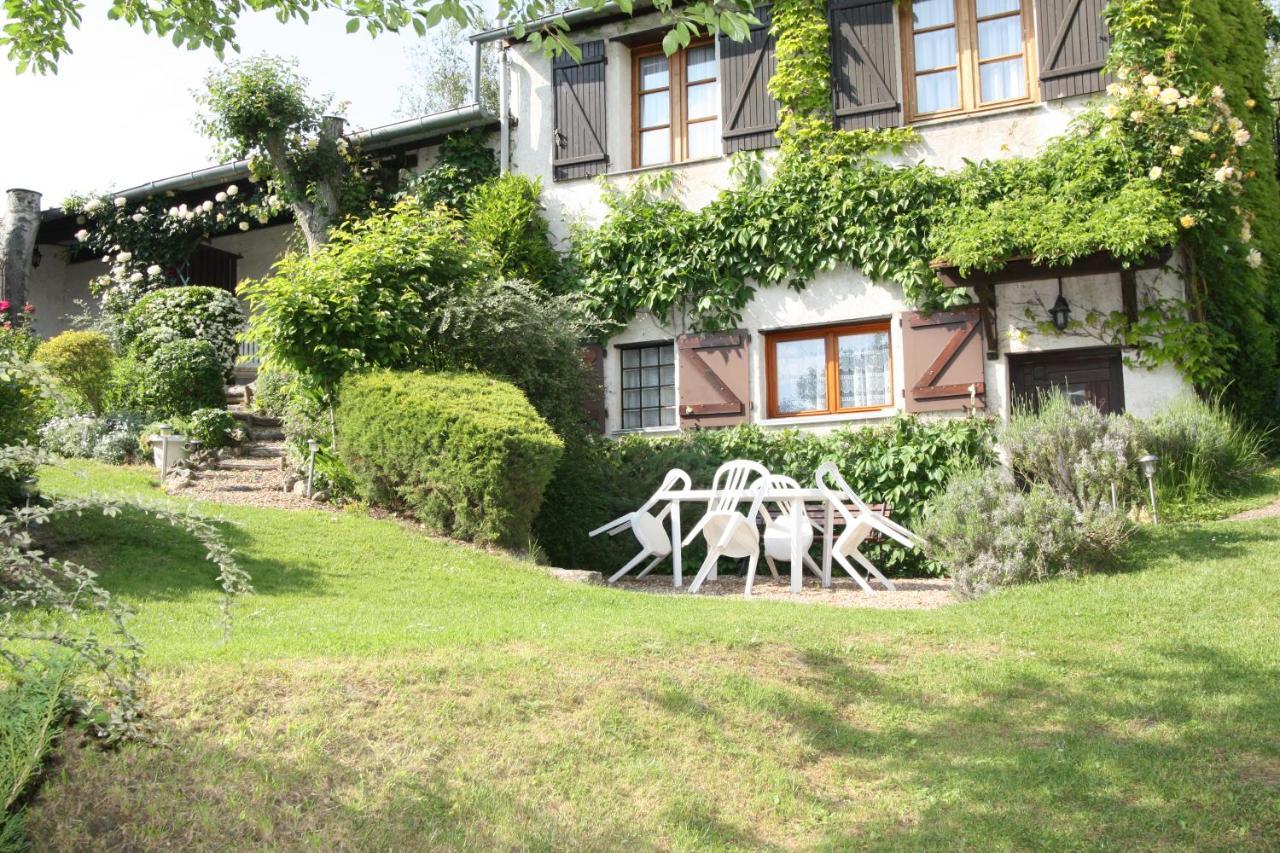 Bed and Breakfast La Marechalerie Monthodon Экстерьер фото