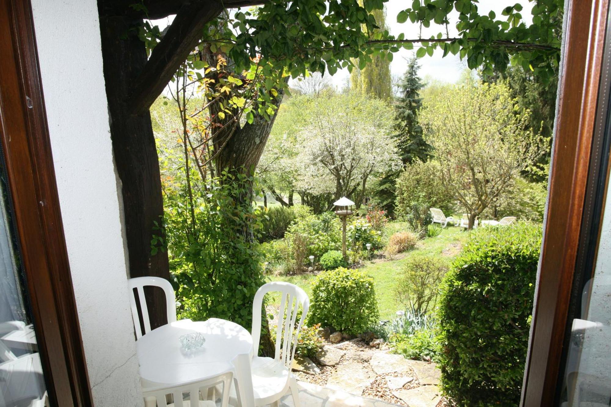 Bed and Breakfast La Marechalerie Monthodon Экстерьер фото